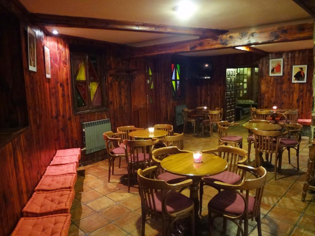 Hotel La Vega Alcalá de la Selva エクステリア 写真
