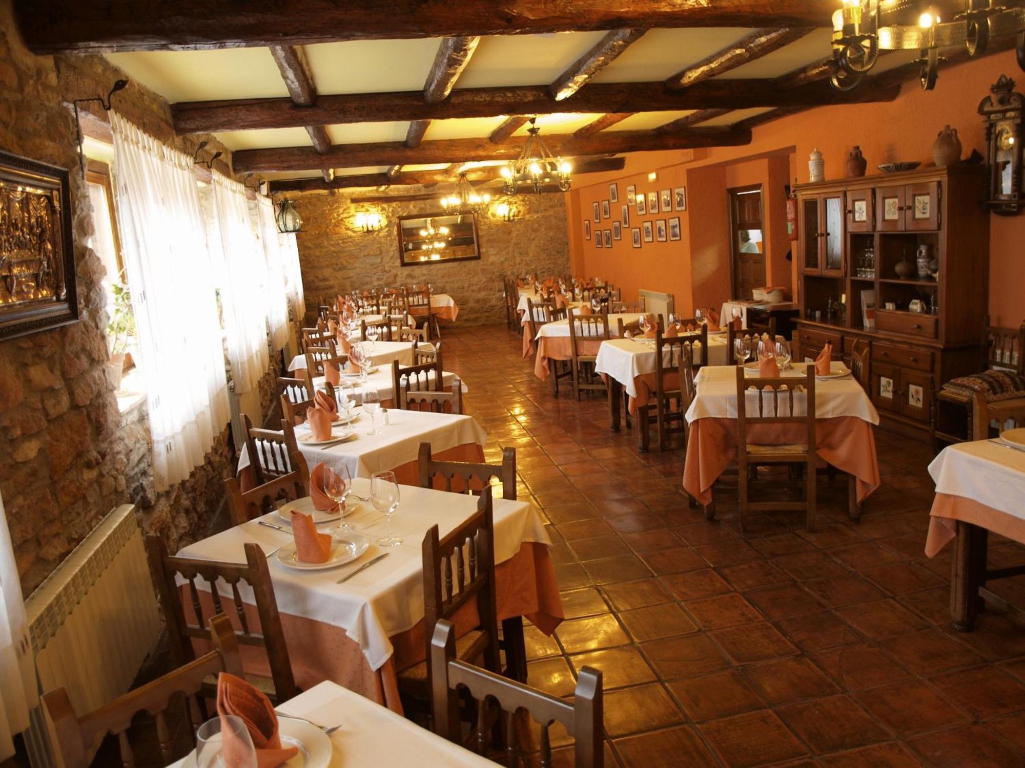Hotel La Vega Alcalá de la Selva エクステリア 写真