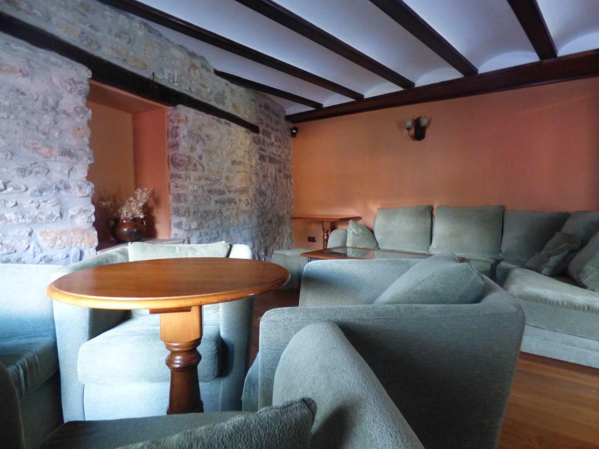 Hotel La Vega Alcalá de la Selva エクステリア 写真